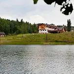 Rezidence U Jezera Hotel