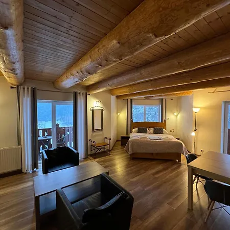 Hotel Rezidence U Jezera *