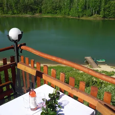 Rezidence U Jezera Hotel *