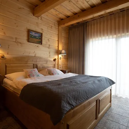 Hotel Rezidence U Jezera *